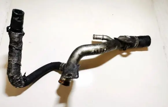 Ford Mondeo MK IV Engine coolant pipe/hose xs4q9n271cc