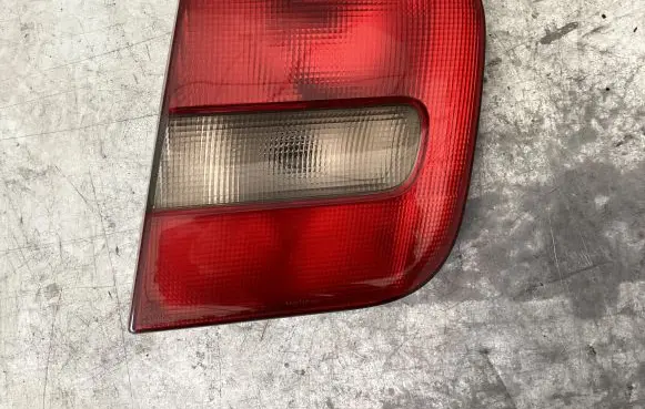 Volvo S70 V70 V70 XC Tailgate rear/tail lights 9157c09