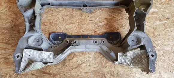 Mercedes-Benz C W203 Front subframe 2036280657