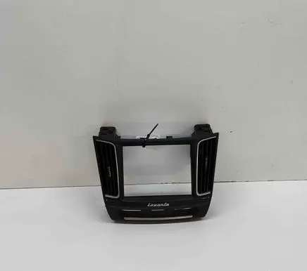 Maserati Levante Radio/GPS head unit trim 6700749220 670074922