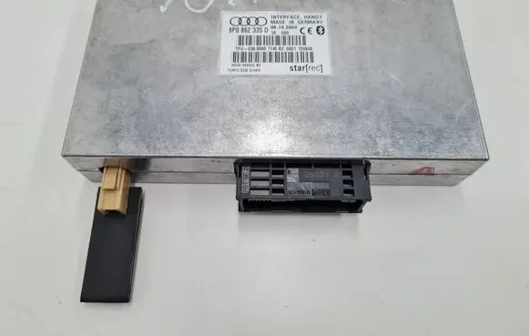 Audi A4 S4 B6 8E 8H Bluetooth control unit module 8P0862335D