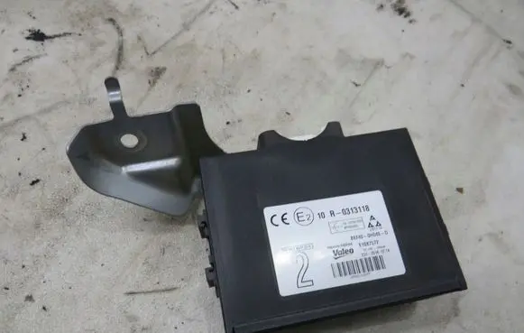 Peugeot 307 Door central lock control unit/module 89740-0H040-D