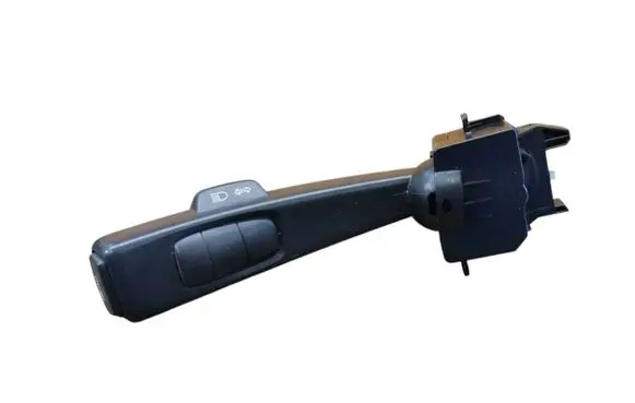 Volvo V50 Indicator stalk 8682868