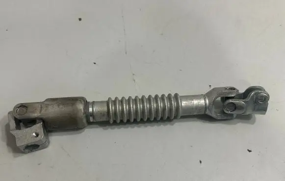 BMW X2 F39 Steering column universal joint 6865654