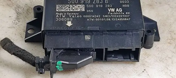 Skoda Octavia Mk3 (5E) Parking PDC control unit/module 5Q0919283B