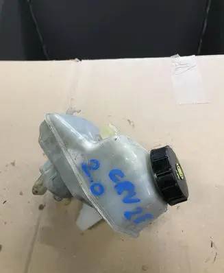Chevrolet Cruze Brake fluid reservoir 