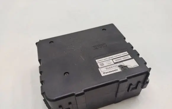 Lexus RX 330 - 350 - 400H Brake system control unit/module 8968033010 71A8A027 71A10741
