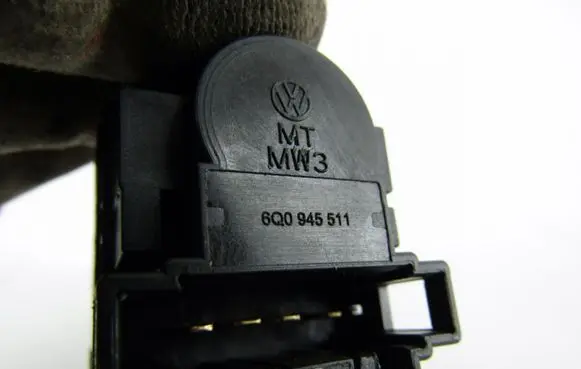 Skoda Fabia Mk2 (5J) Brake pedal sensor switch 6Q0945511