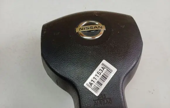 Nissan Tiida C11 Steering wheel airbag 2417858