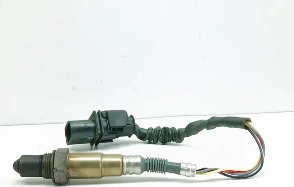BMW 5 F10 F11 Lambda probe sensor 7791600 0281004018 205031