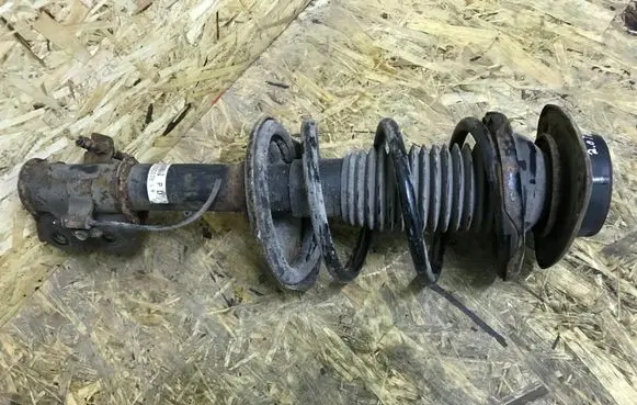 Subaru Forester SH Front shock absorber/damper