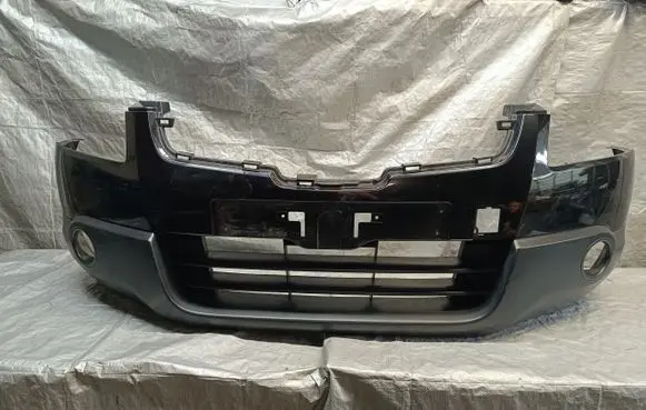 Nissan Qashqai Front bumper 62022