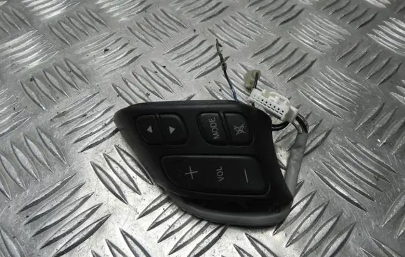 Mazda 6 Multifunctional control switch/knob 153769 T1047