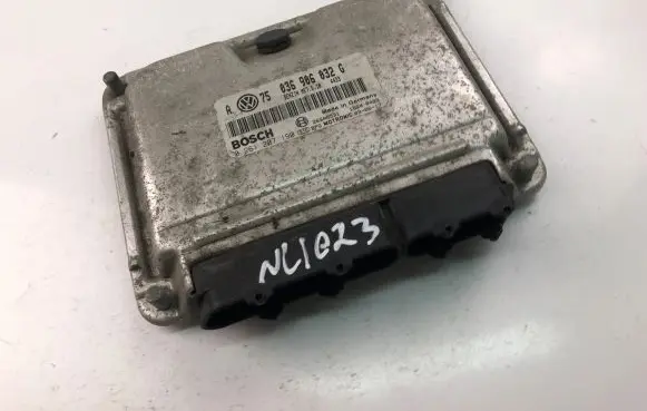 Volkswagen Golf V Engine control unit/module ECU 036906032G 0261207190