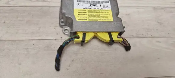 Mercedes-Benz B W245 Airbag control unit/module A169820672 A1698206726