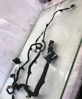 Opel Astra L Front door wiring loom 9847088880