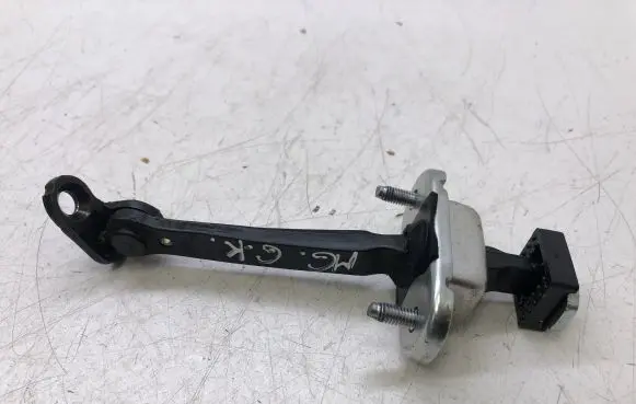 MG MG3 II Rear door check strap stopper