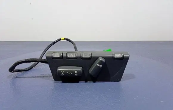 Volvo V70 Seat heating switch 9188787