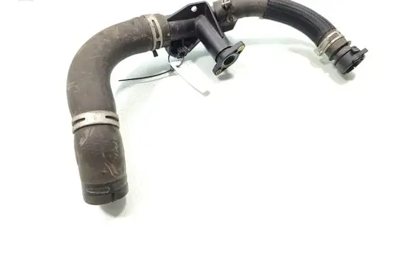 Peugeot 208 Engine coolant pipe/hose 9684589080