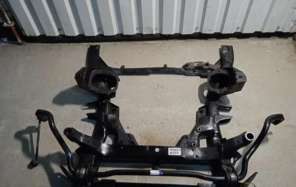 BMW X5 E70 Front subframe 679971803
