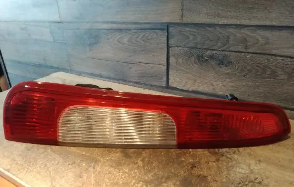 Ford Focus C-MAX Rear/tail lights