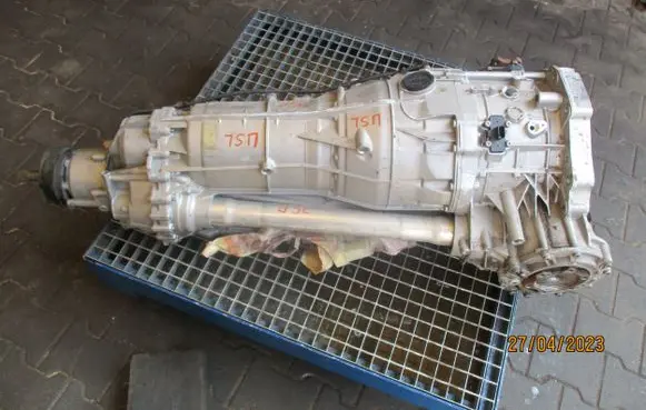 Opel Insignia A Airbag control unit/module 5678