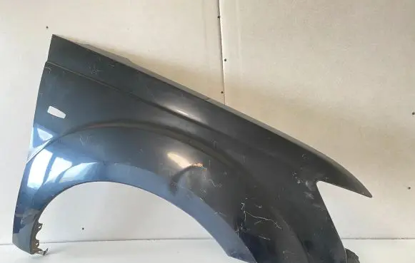 Mitsubishi Outlander Fender