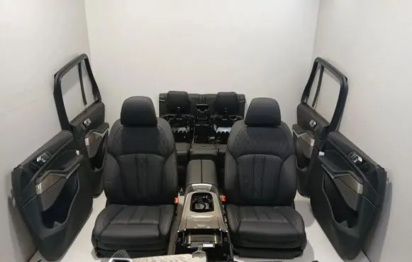 BMW X5 G05 Interior set 5A83071 5A83072