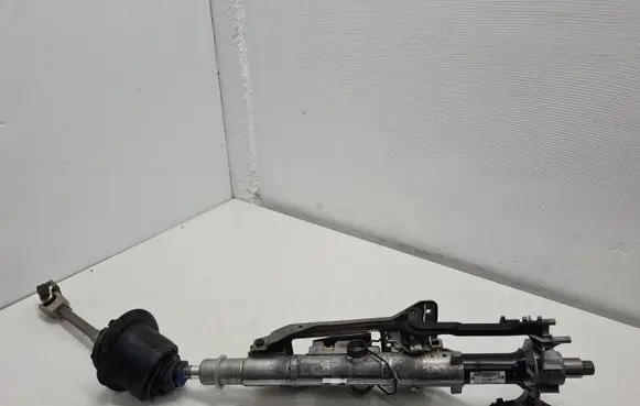 Steering wheel axle set