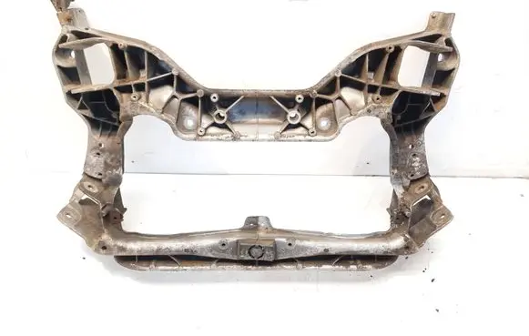 Mercedes-Benz C W203 Front subframe 2036280457