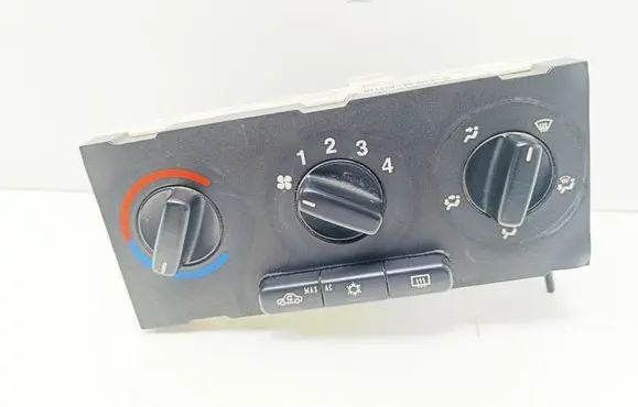 Opel Zafira A Climate control unit 90559839