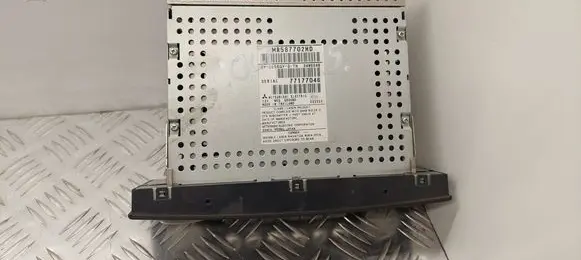 Mitsubishi Colt Radio/CD/DVD/GPS head unit MR587702HD