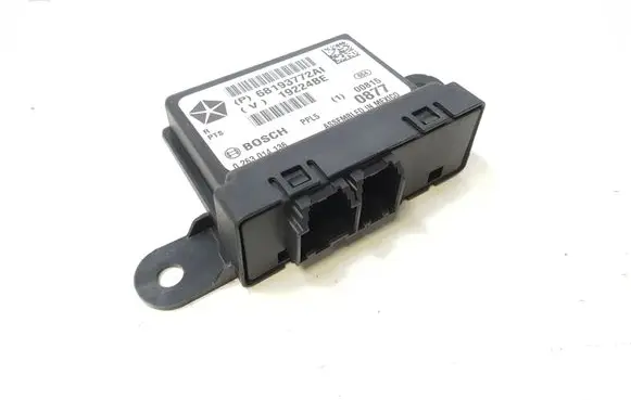 Chrysler Pacifica Parking PDC control unit/module 68193772AI
