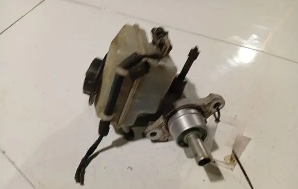 Opel Astra H Master brake cylinder 