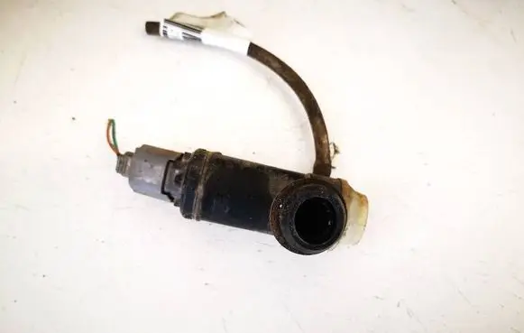 Subaru Outback Windscreen/windshield washer pump
