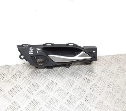 Rear door interior handle