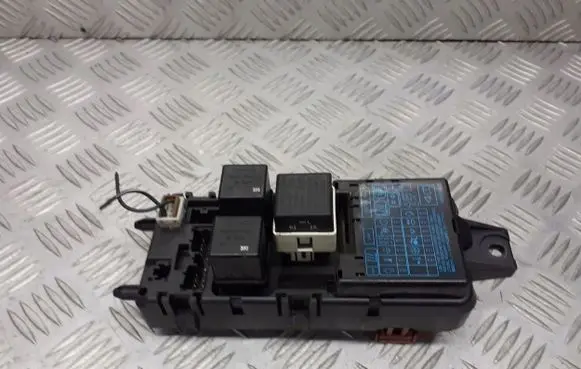 Mitsubishi Carisma Fuse box cover MB953335