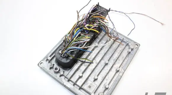 Ford Ka Engine control unit/module 6S5112A650BB