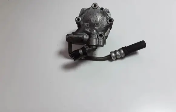 Audi A4 S4 B8 8K Power steering pump 8K0145154H