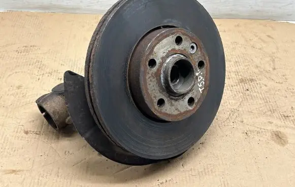 Volkswagen Transporter - Caravelle T5 Front wheel hub 7H0256G