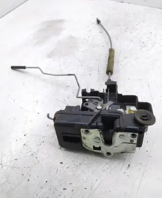 Opel Antara Rear door lock