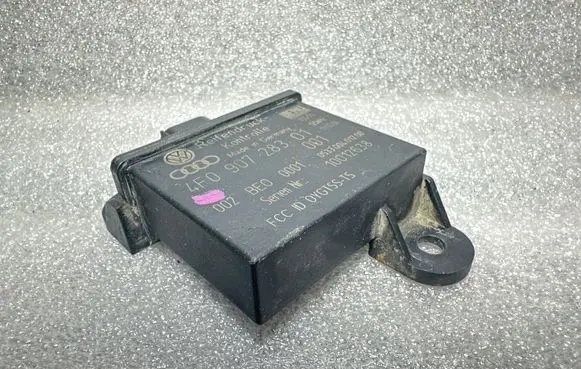 Audi Q7 4L Tire pressure sensor 4F0907283
