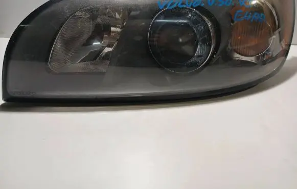 Volvo V50 Headlight/headlamp