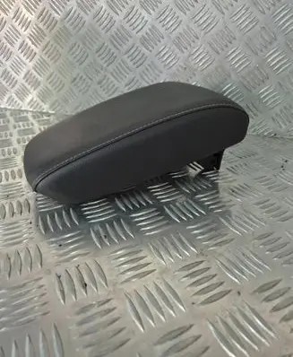 Opel Astra K Armrest 