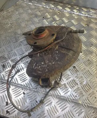 Audi 80 90 B3 Front wheel hub 