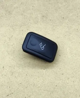 Mercedes-Benz C W204 Tailgate opening switch A2048707051 03152610