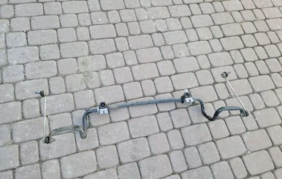 Front anti-roll bar/sway bar