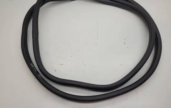 KIA Sorento IV Front door rubber seal 