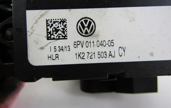 Volkswagen PASSAT B7 Accelerator throttle pedal 1k2721503aj