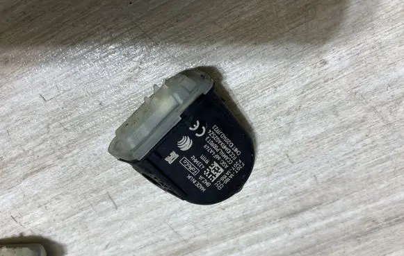 Ford Fiesta Tire pressure sensor F2GT1A180CD
